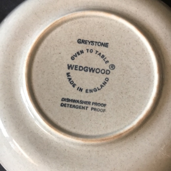 Wedgwood England two tea cup set - Picture 5 of 8